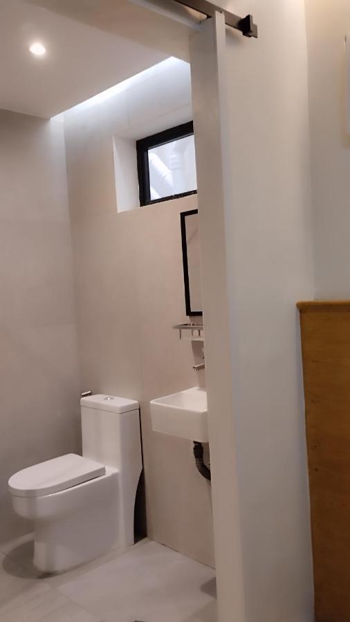 Aurora Suites Pasay Kültér fotó