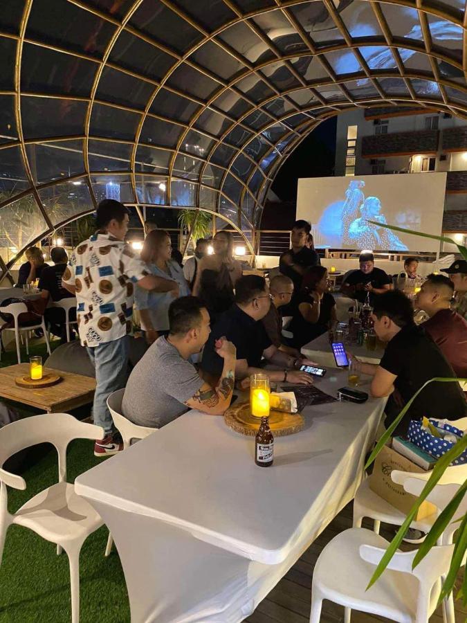 Aurora Suites Pasay Kültér fotó