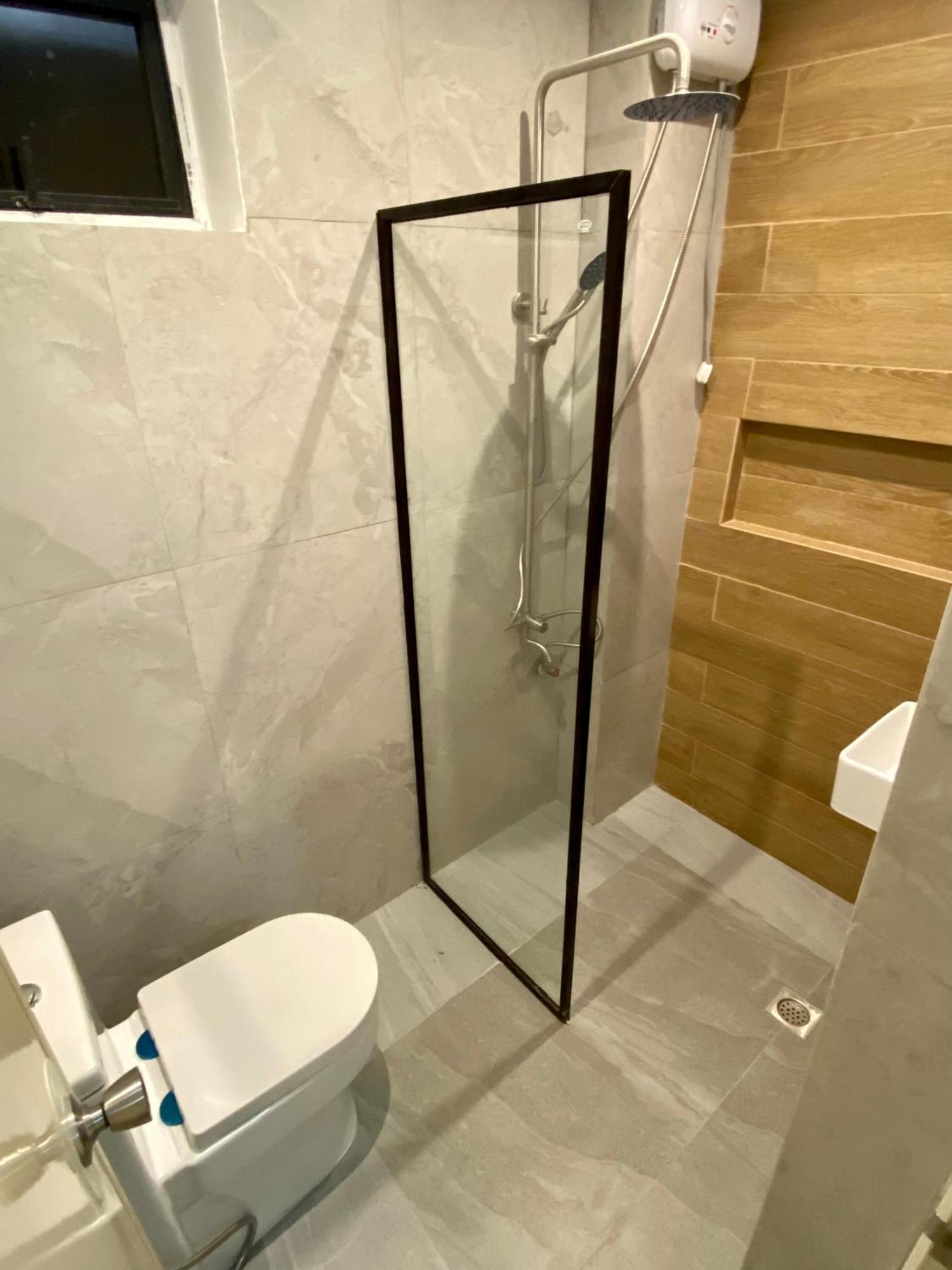 Aurora Suites Pasay Kültér fotó